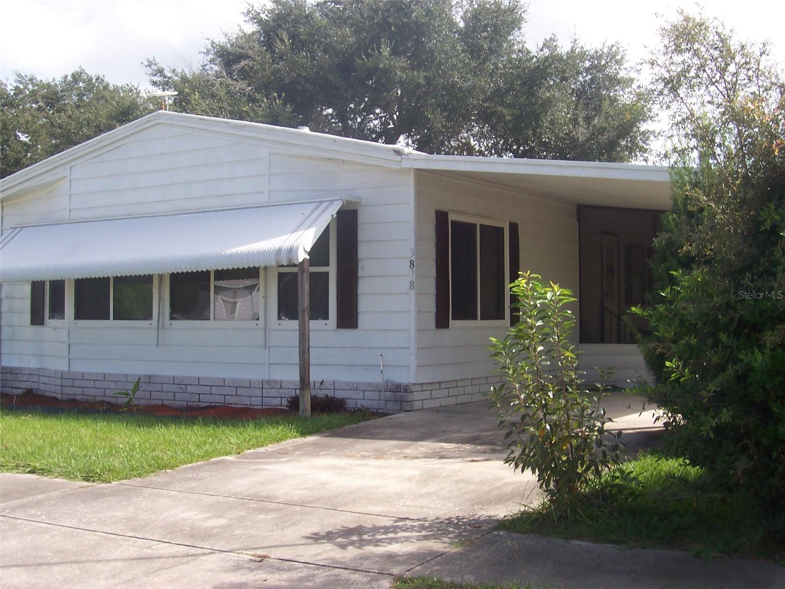TB8553876 Property Photo 3