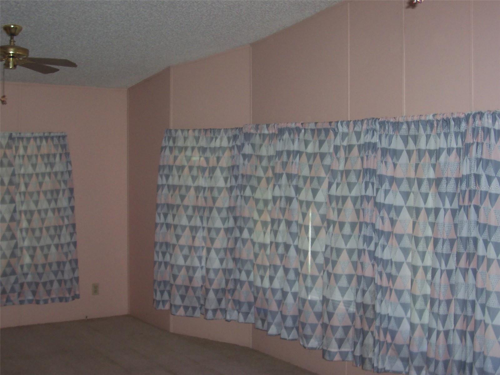 TB8553876 Property Photo 15