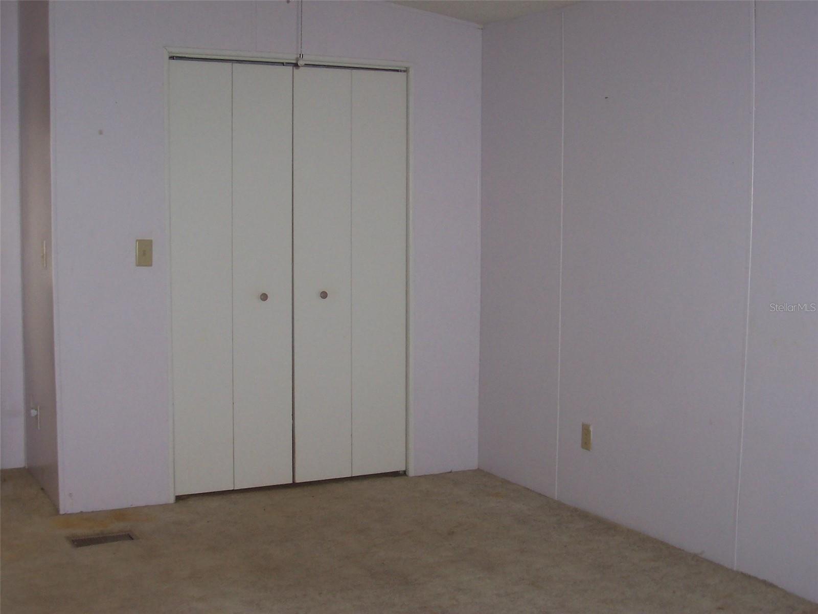 TB8553876 Property Photo 22