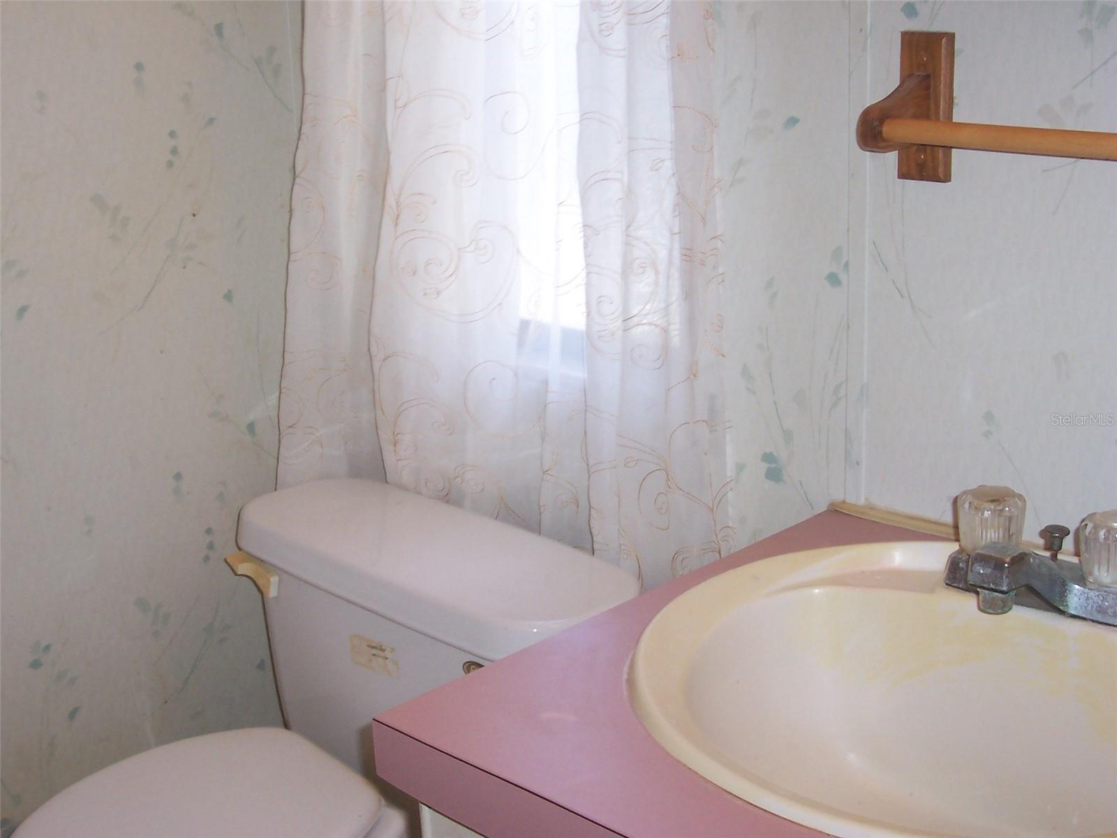 TB8553876 Property Photo 24