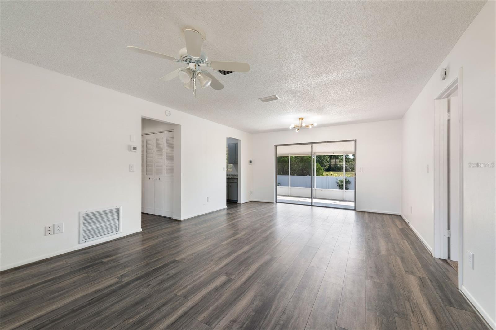 12601 Eddington Rd Property Photo 4