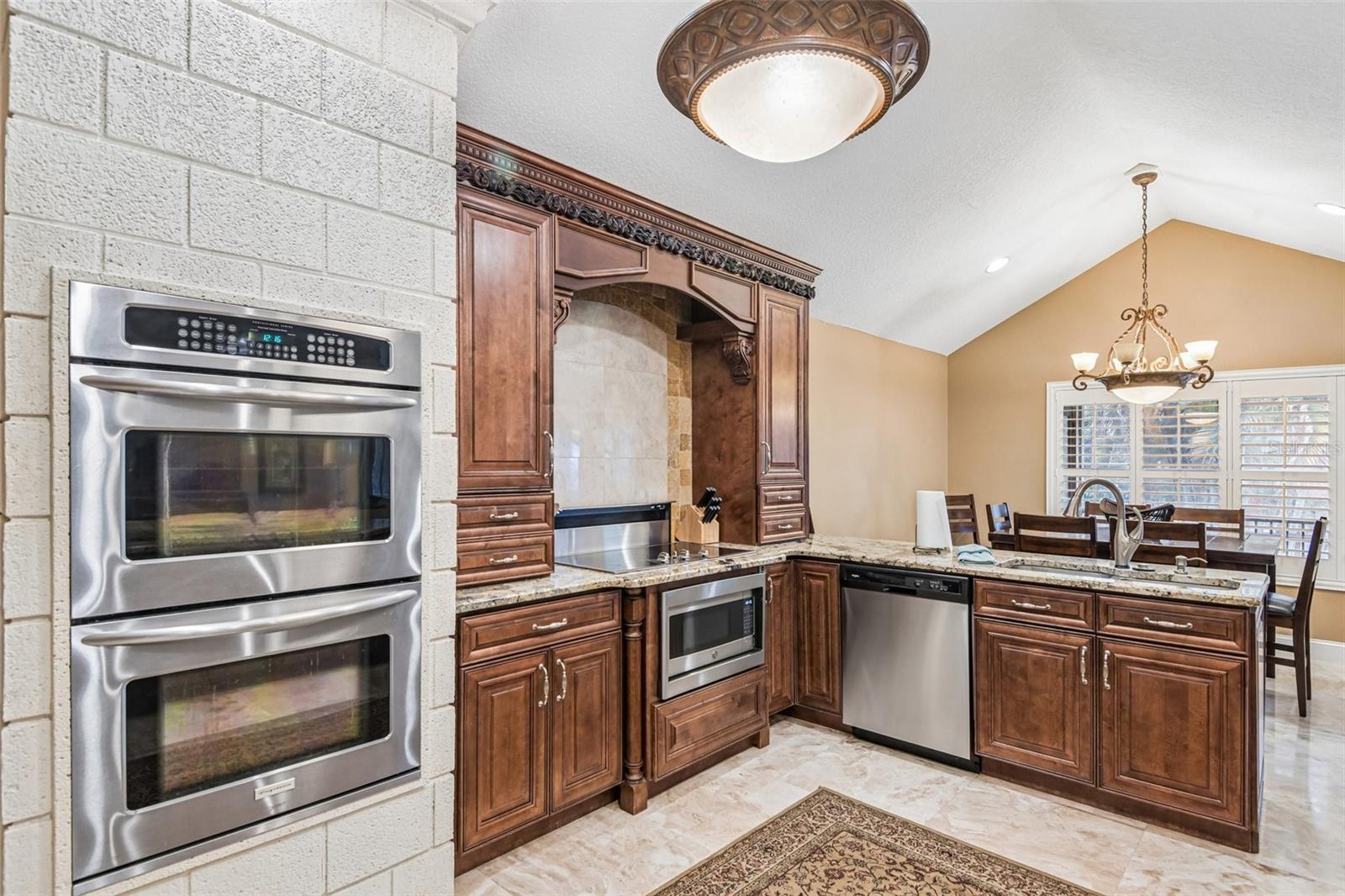 3157 N Canal Dr Property Photo 15