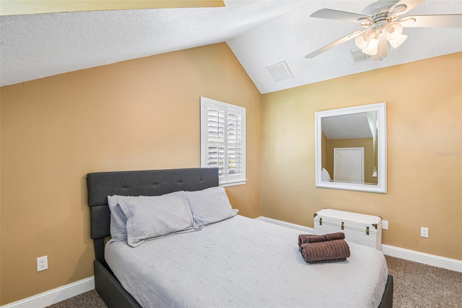 3157 N Canal Dr Property Photo 51