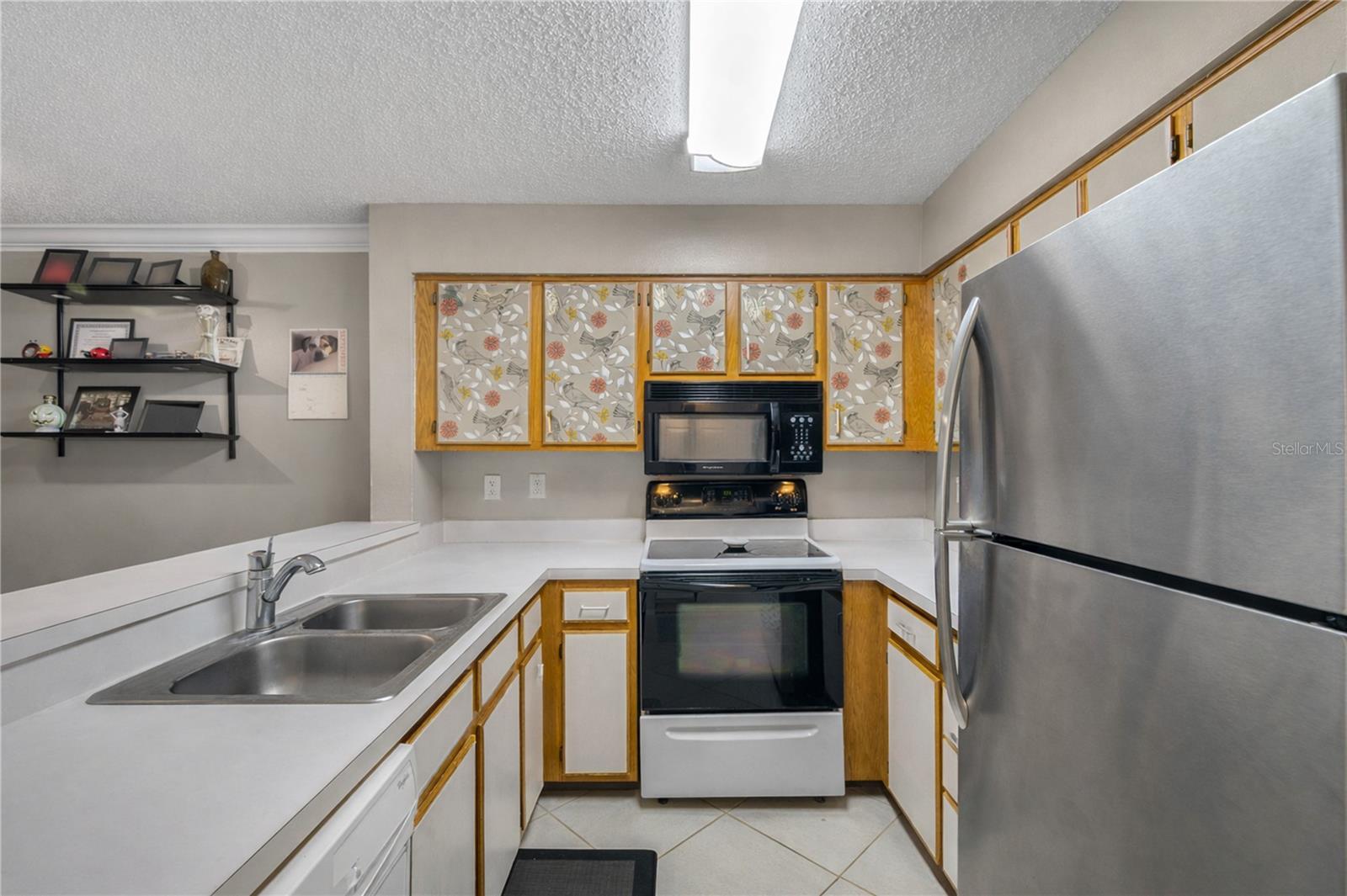 2400 Feather Sound Dr #425 Property Photo 5