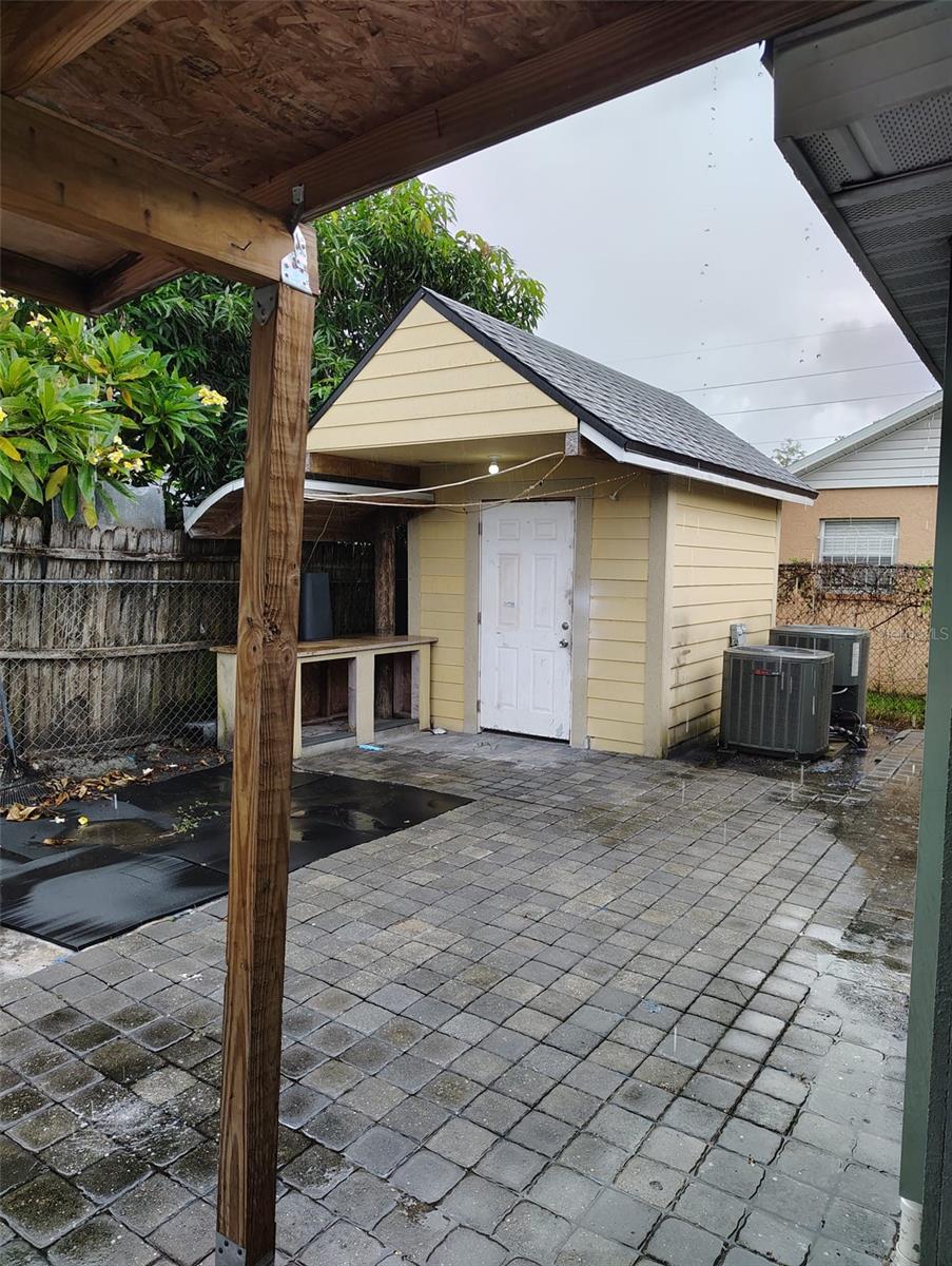 6913 Blossom Ave Property Photo 15