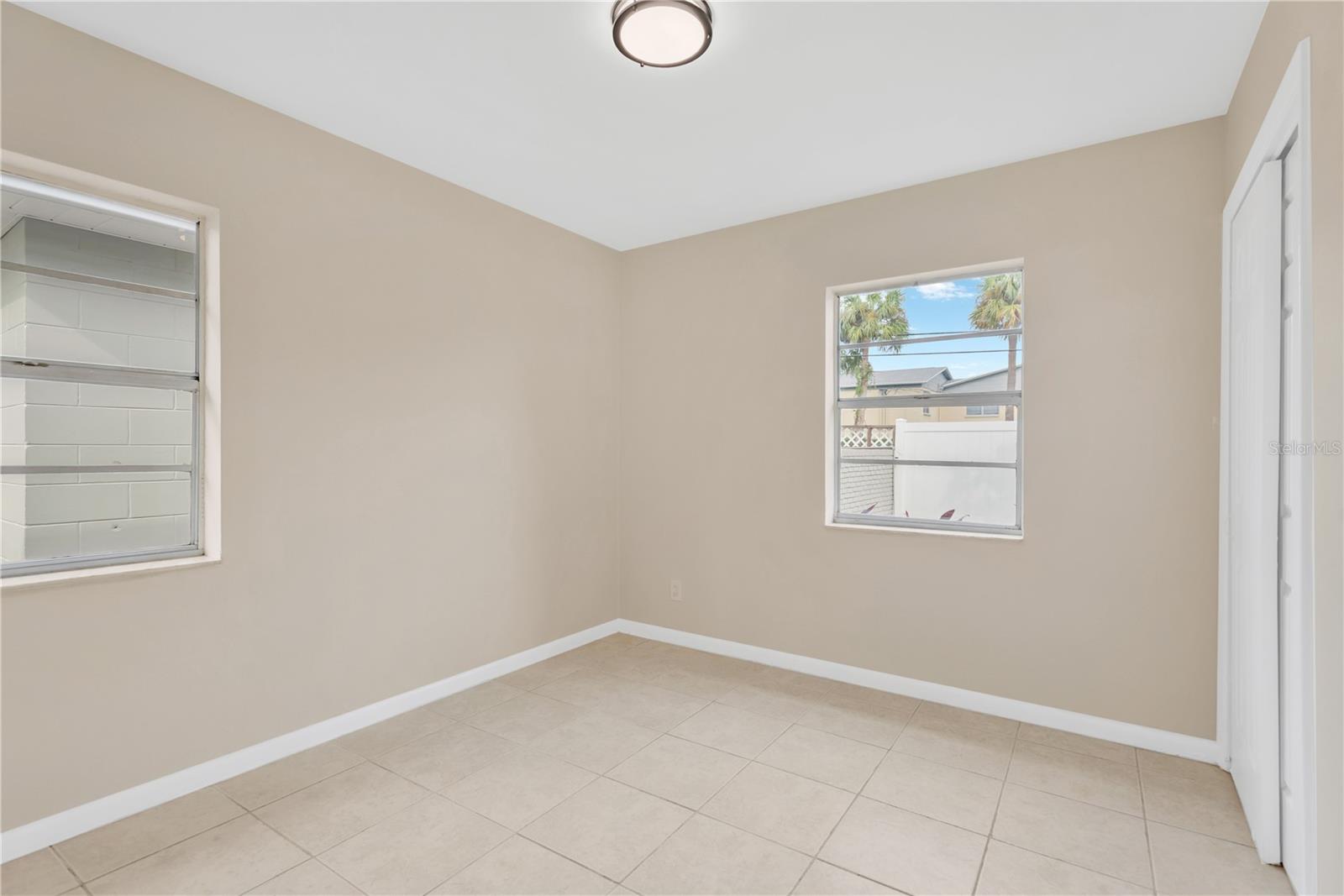 3501 W Price Ave Property Photo 22