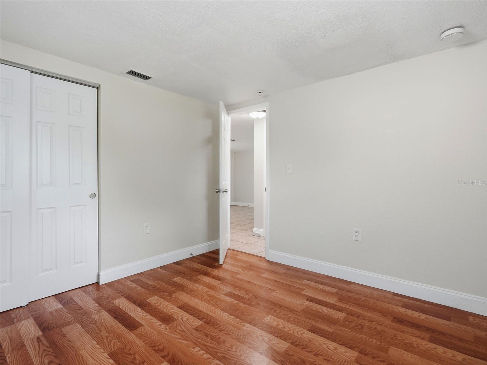 7908 Butler Ave Property Photo 20
