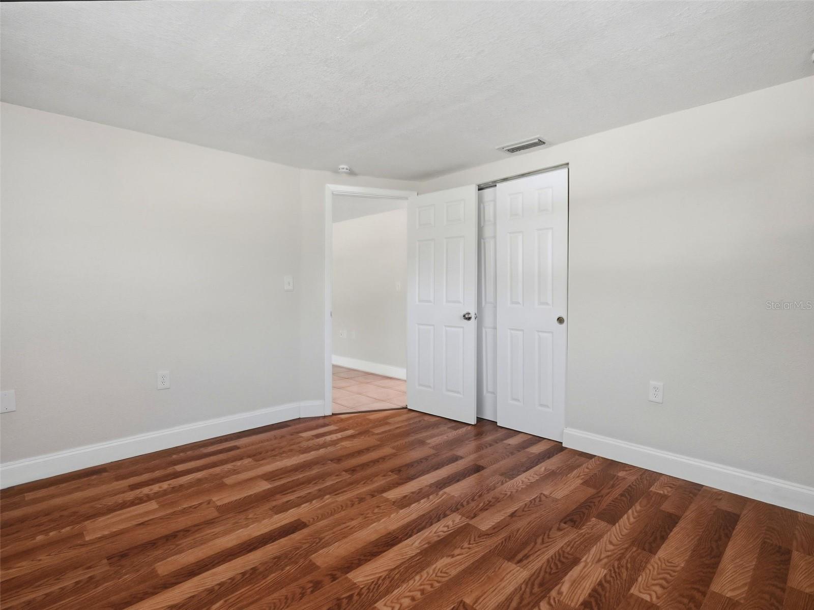 7908 Butler Ave Property Photo 24