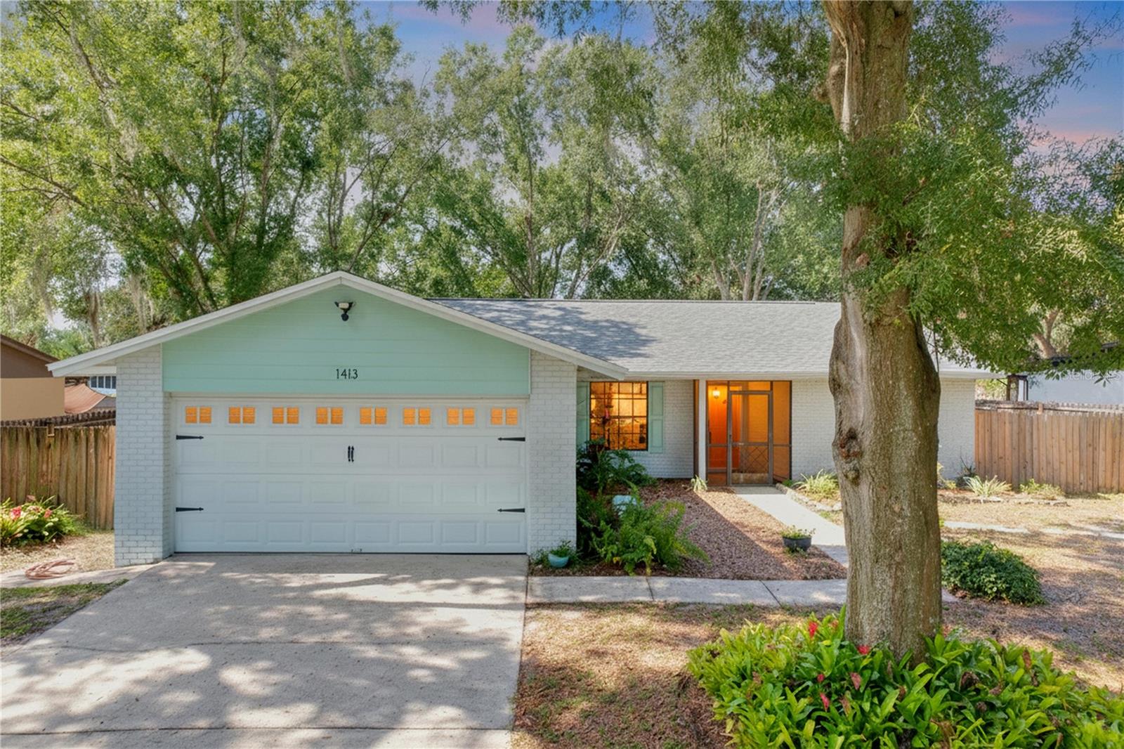 1413 Windjammer Loop Property Photo 1