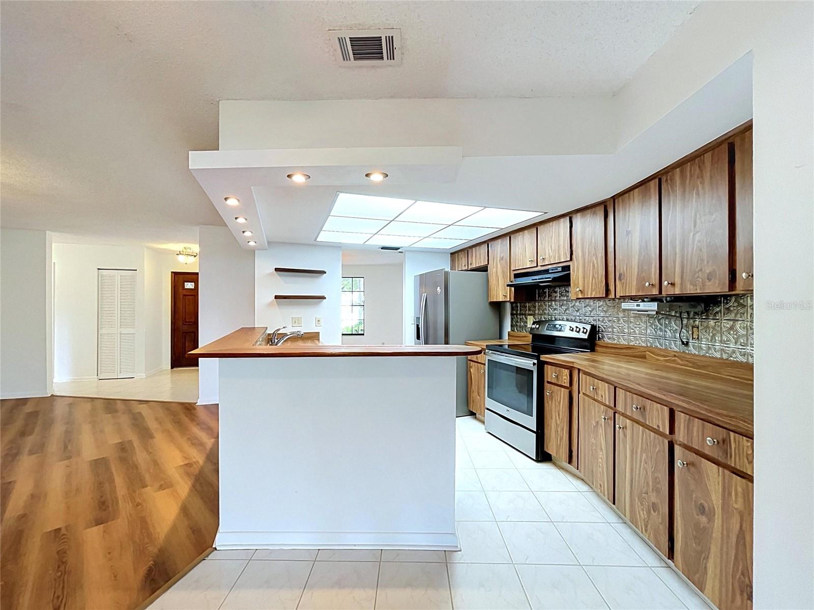 1413 Windjammer Loop Property Photo 20