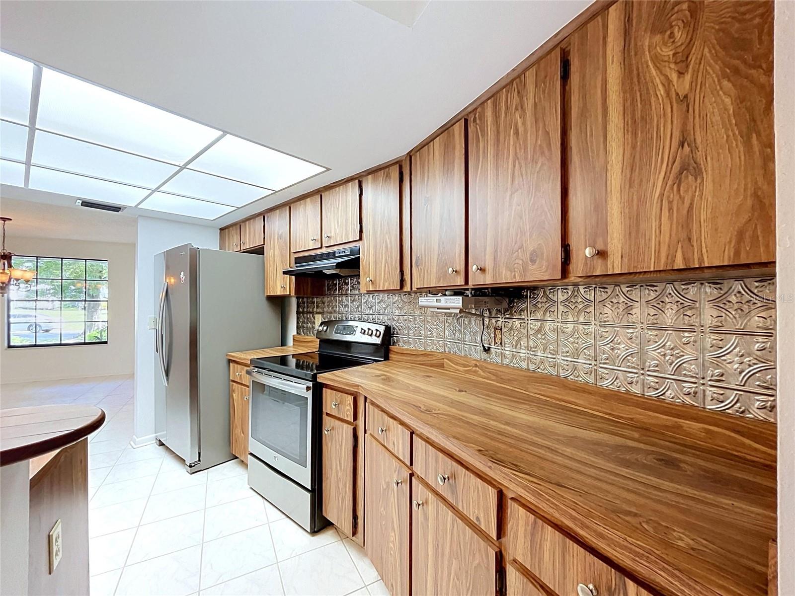1413 Windjammer Loop Property Photo 25