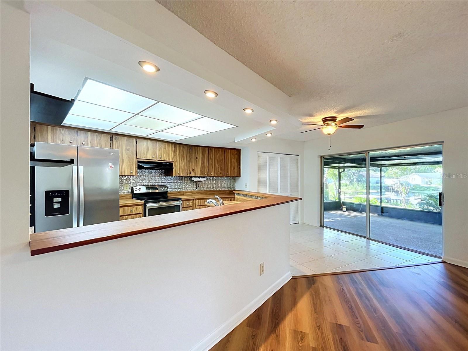 1413 Windjammer Loop Property Photo 26