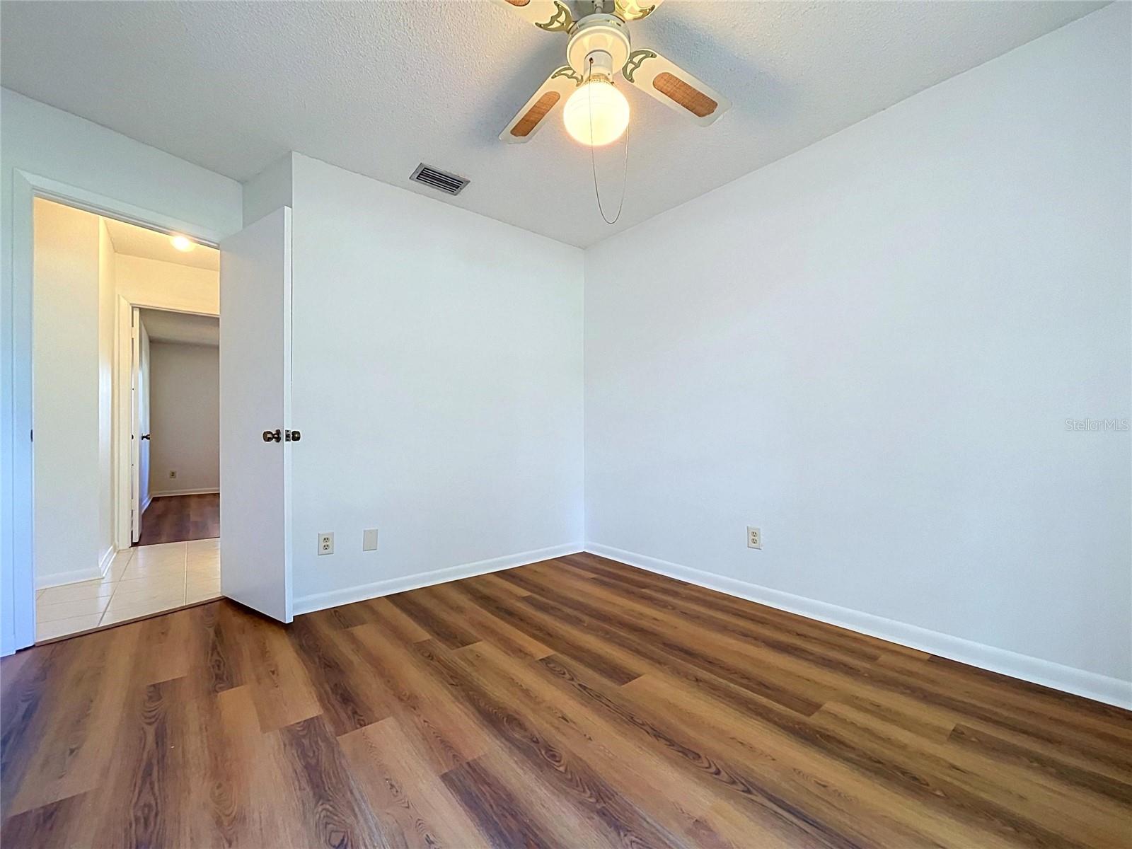 1413 Windjammer Loop Property Photo 32