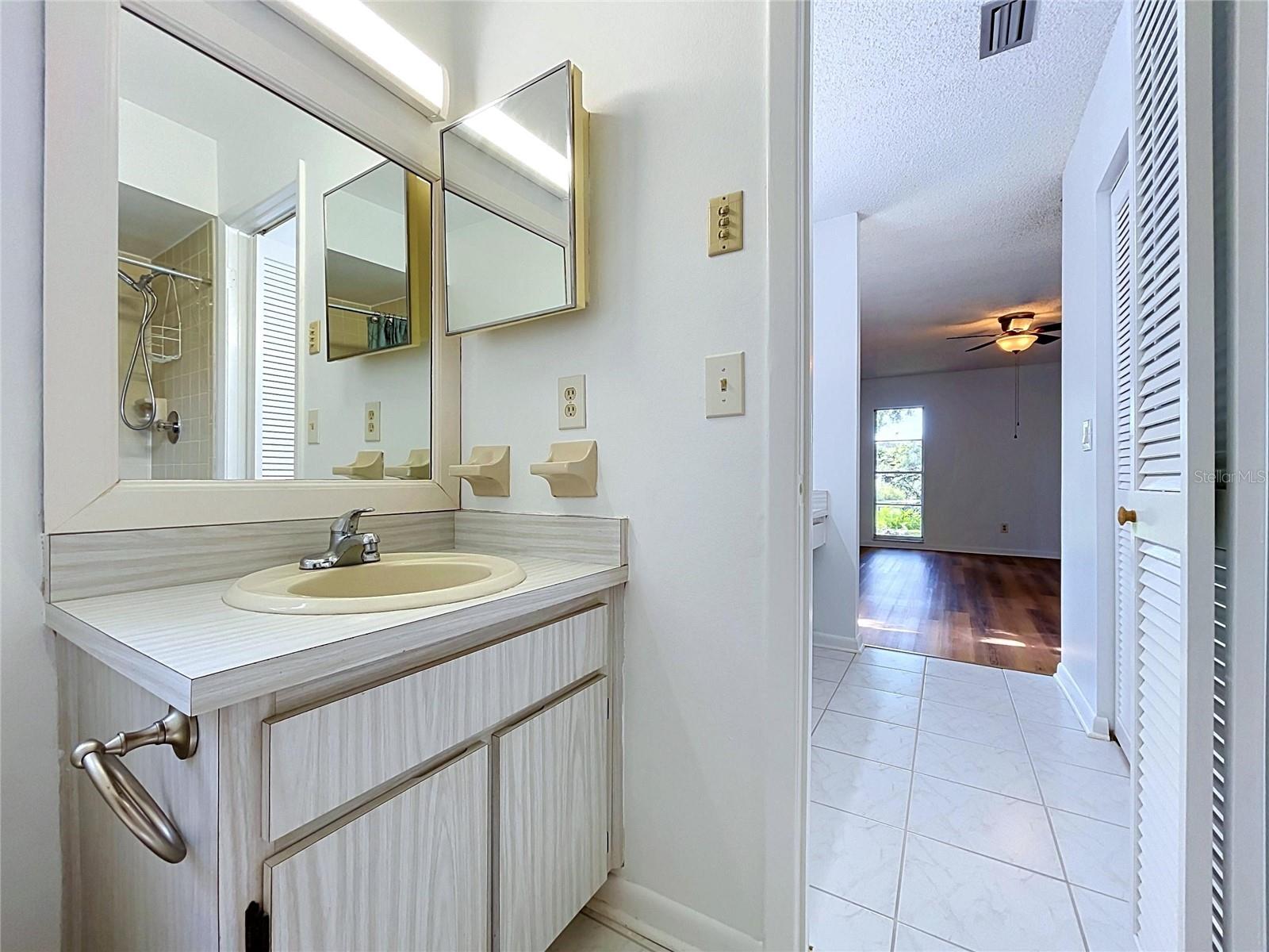 1413 Windjammer Loop Property Photo 45