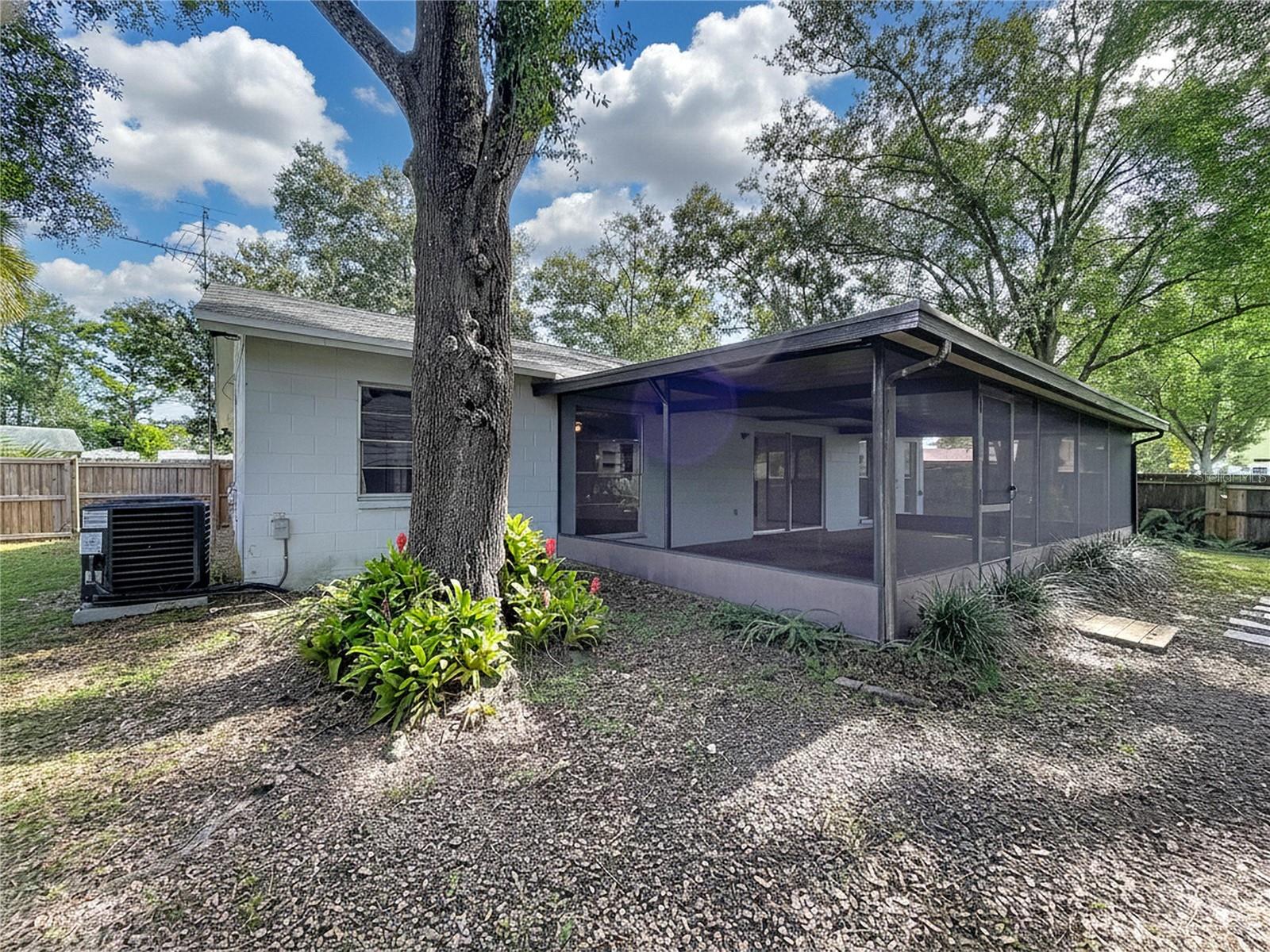 1413 Windjammer Loop Property Photo 57