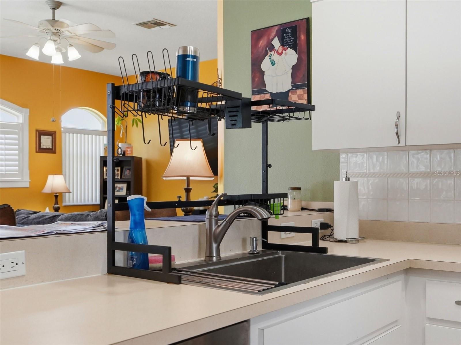 3542 Conifer Loop Property Photo 13