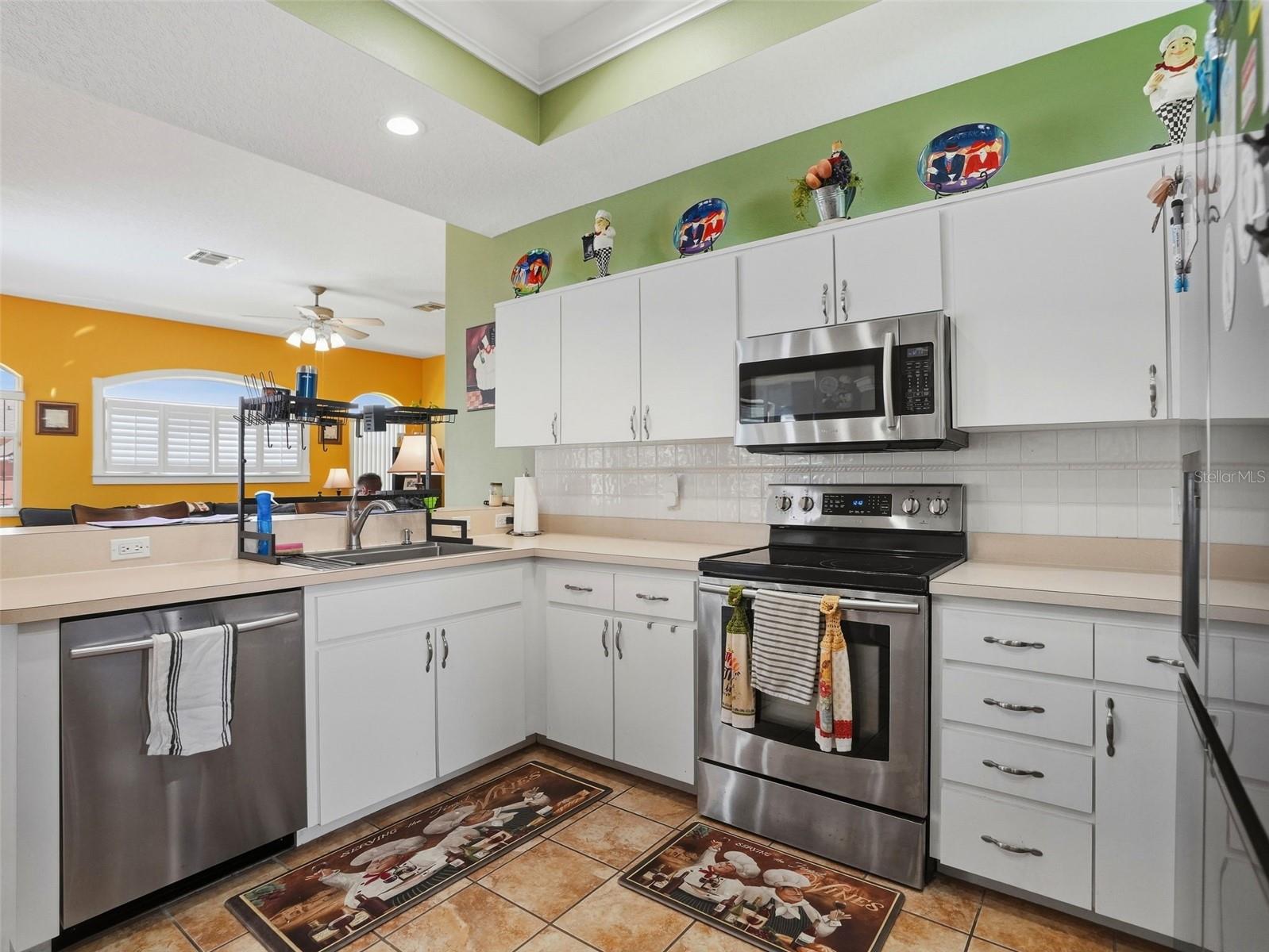 3542 Conifer Loop Property Photo 14