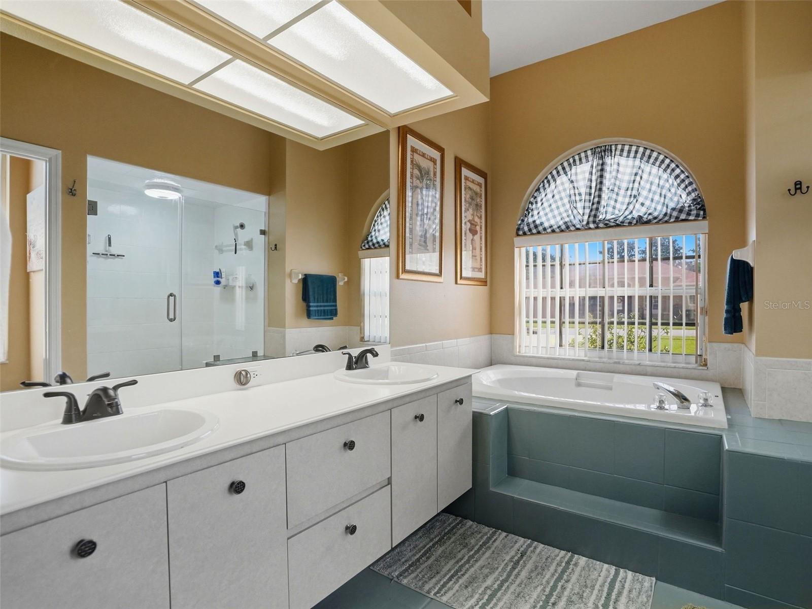 3542 Conifer Loop Property Photo 30