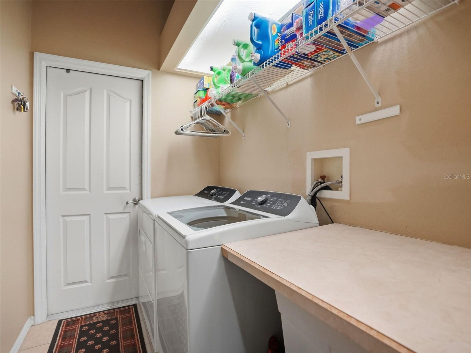 3542 Conifer Loop Property Photo 36