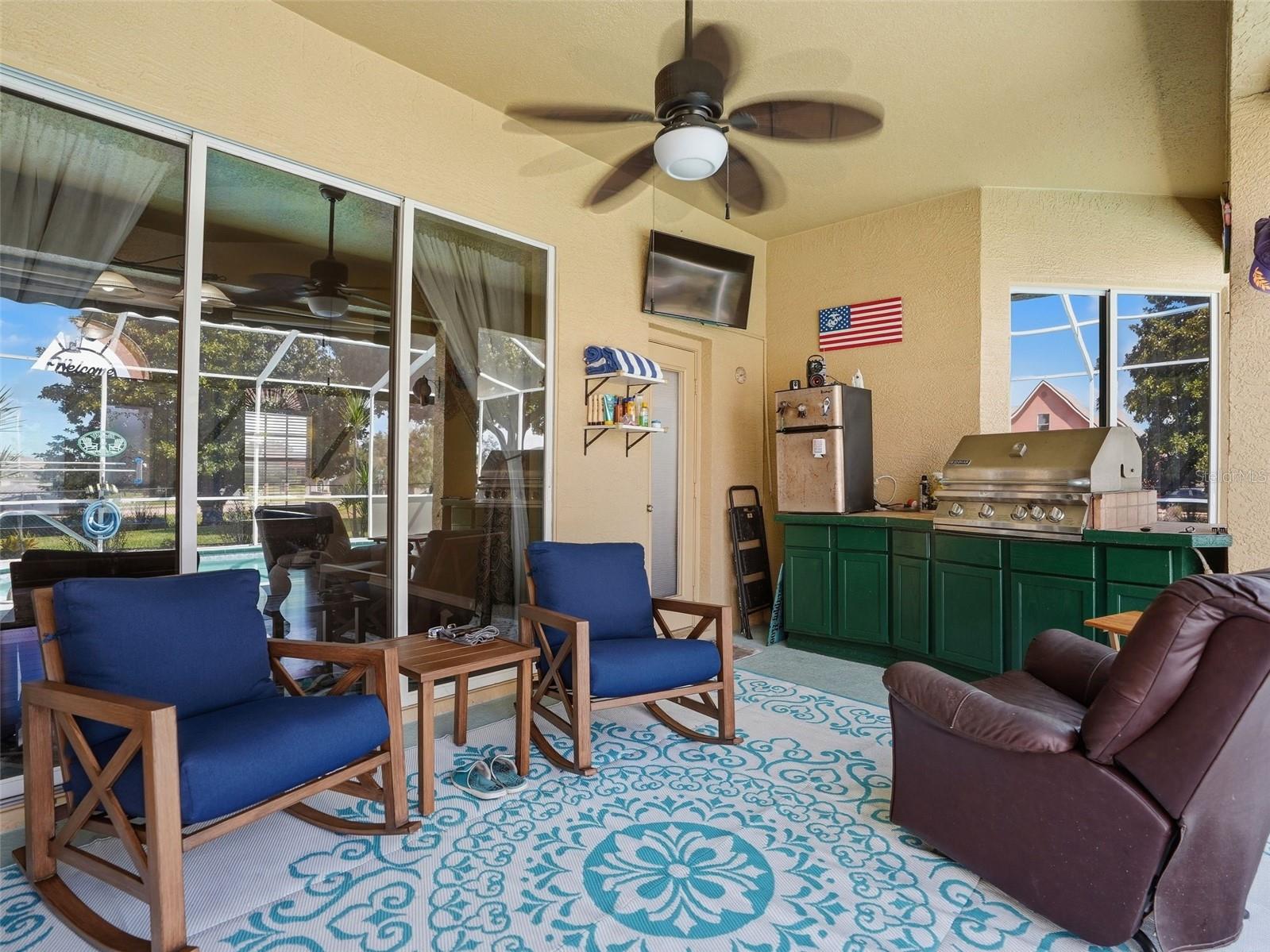 3542 Conifer Loop Property Photo 38