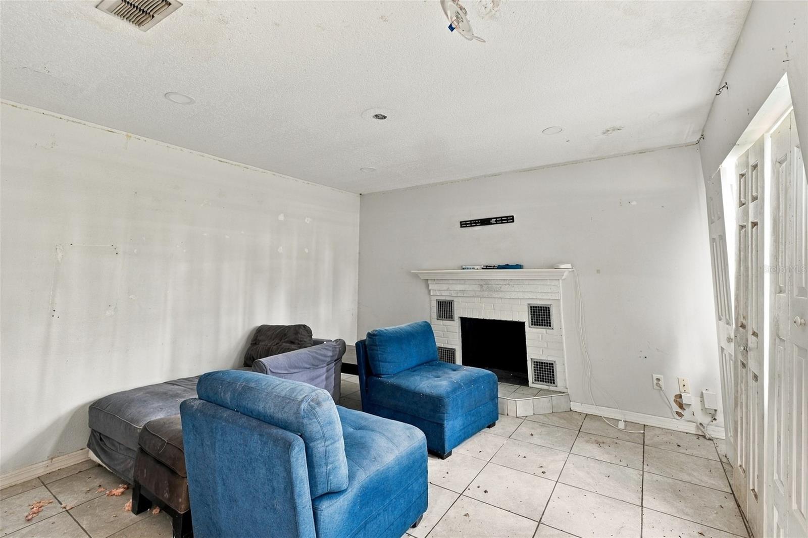 5906 Watson Rd Property Photo 18