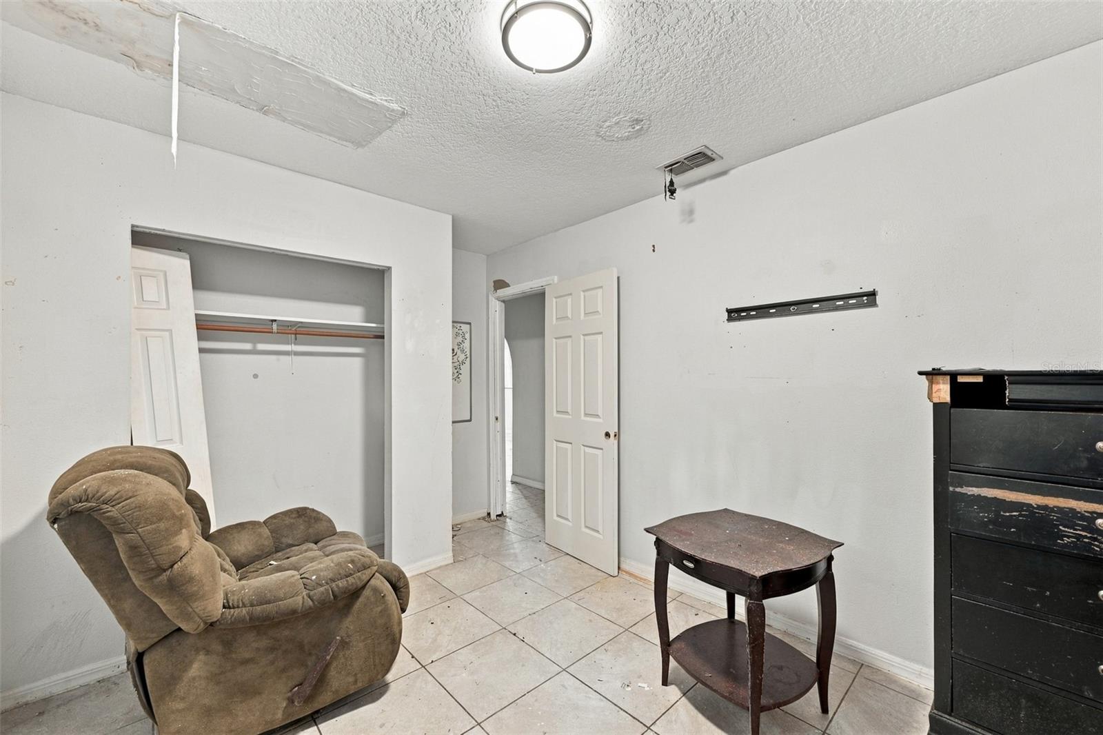 5906 Watson Rd Property Photo 25