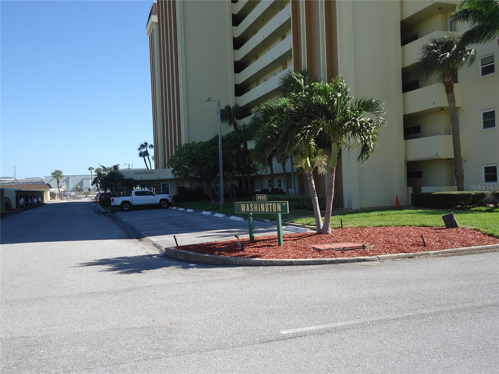 4550 Cove Cir #605 Property Photo 1