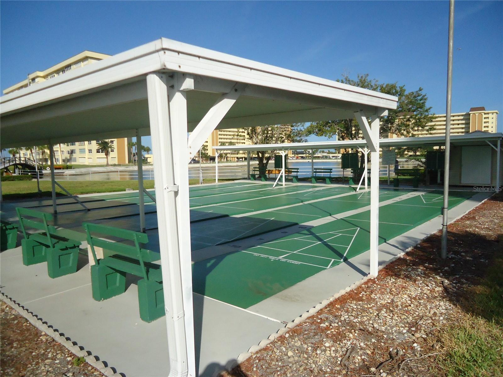 4550 Cove Cir #605 Property Photo 17