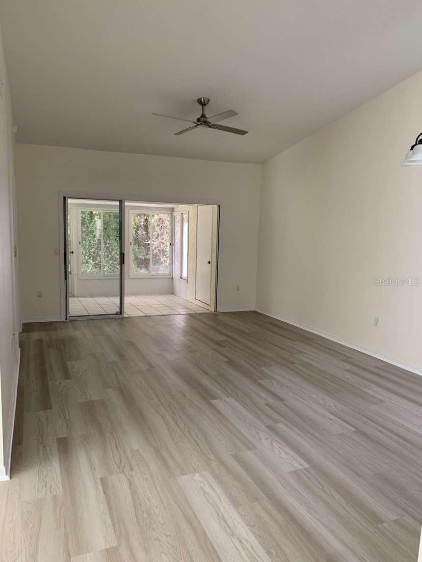 13136 Cypress Hill Dr Property Photo 8