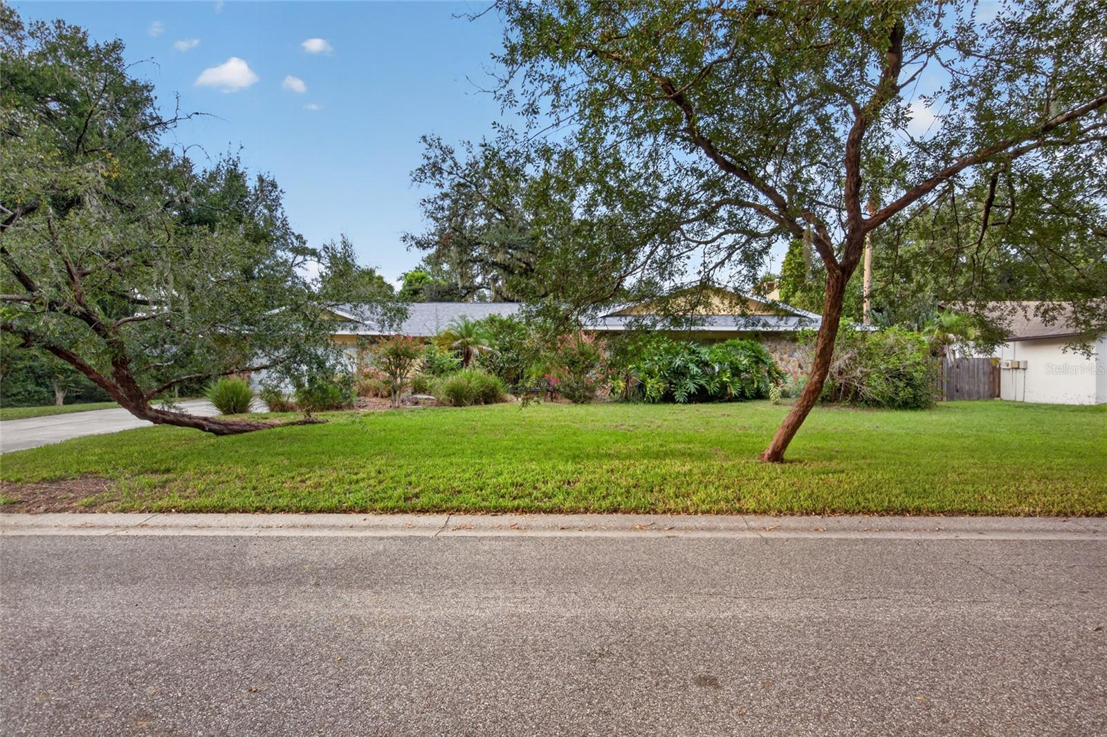 531 Garrard Dr Property Photo 3