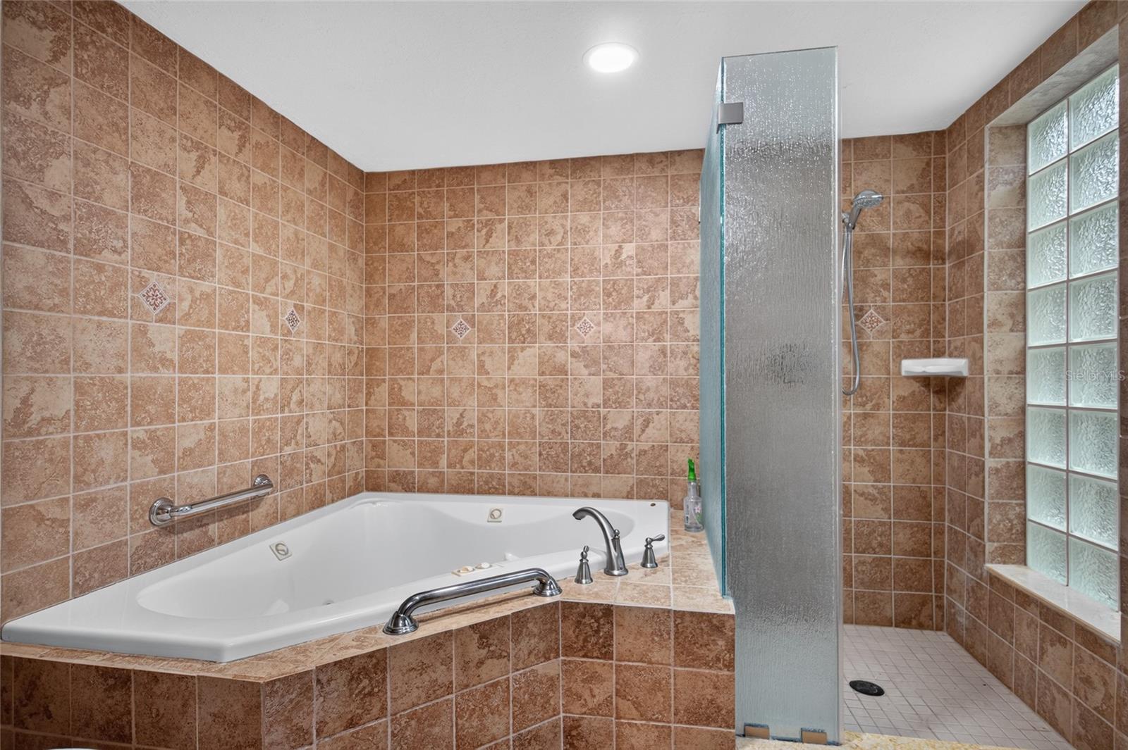 531 Garrard Dr Property Photo 12