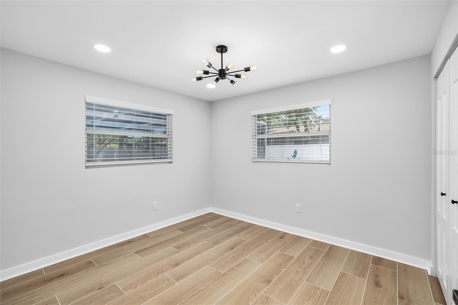 2306 S San Jose Cir Property Photo 25
