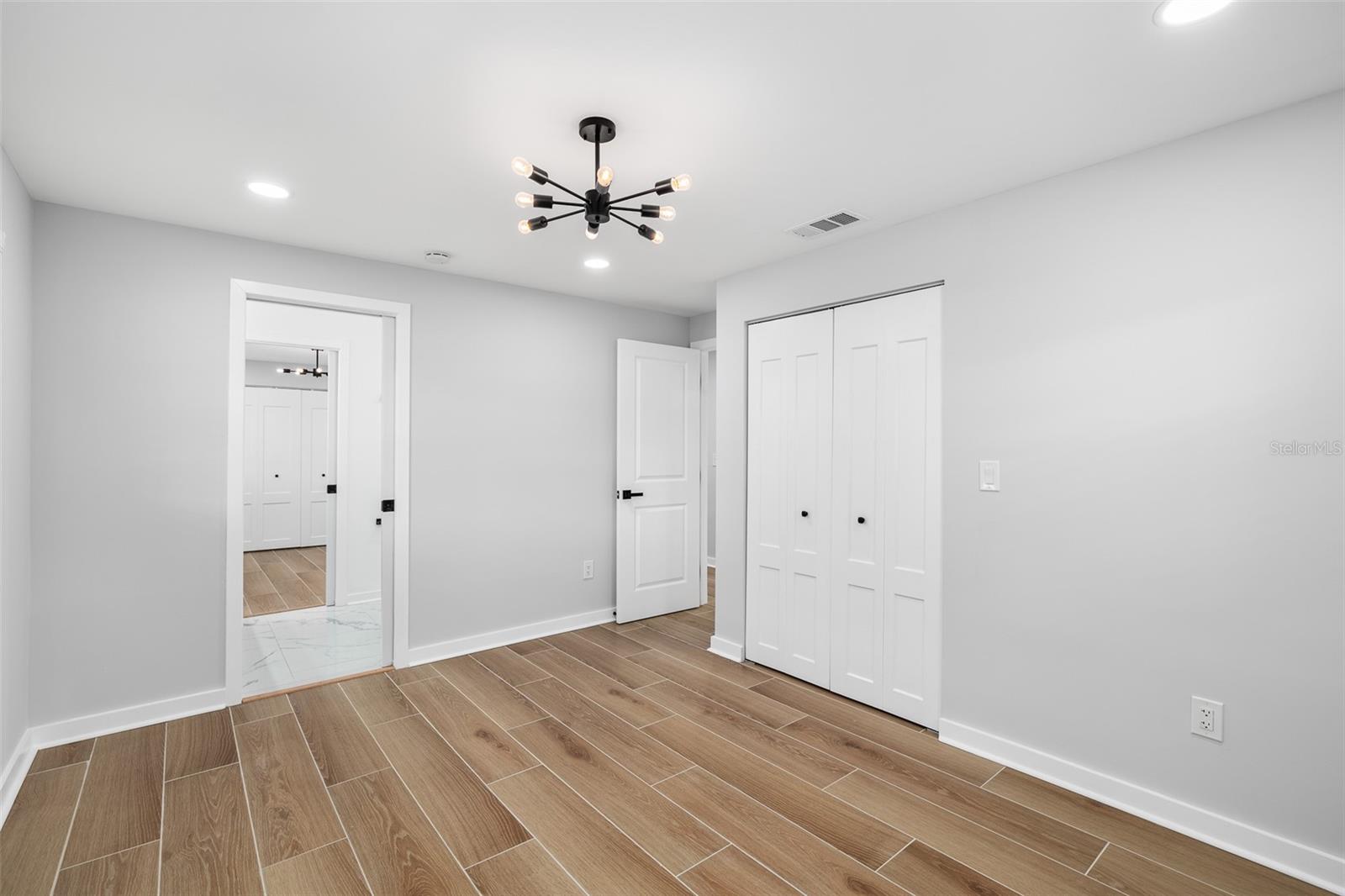 2306 S San Jose Cir Property Photo 30