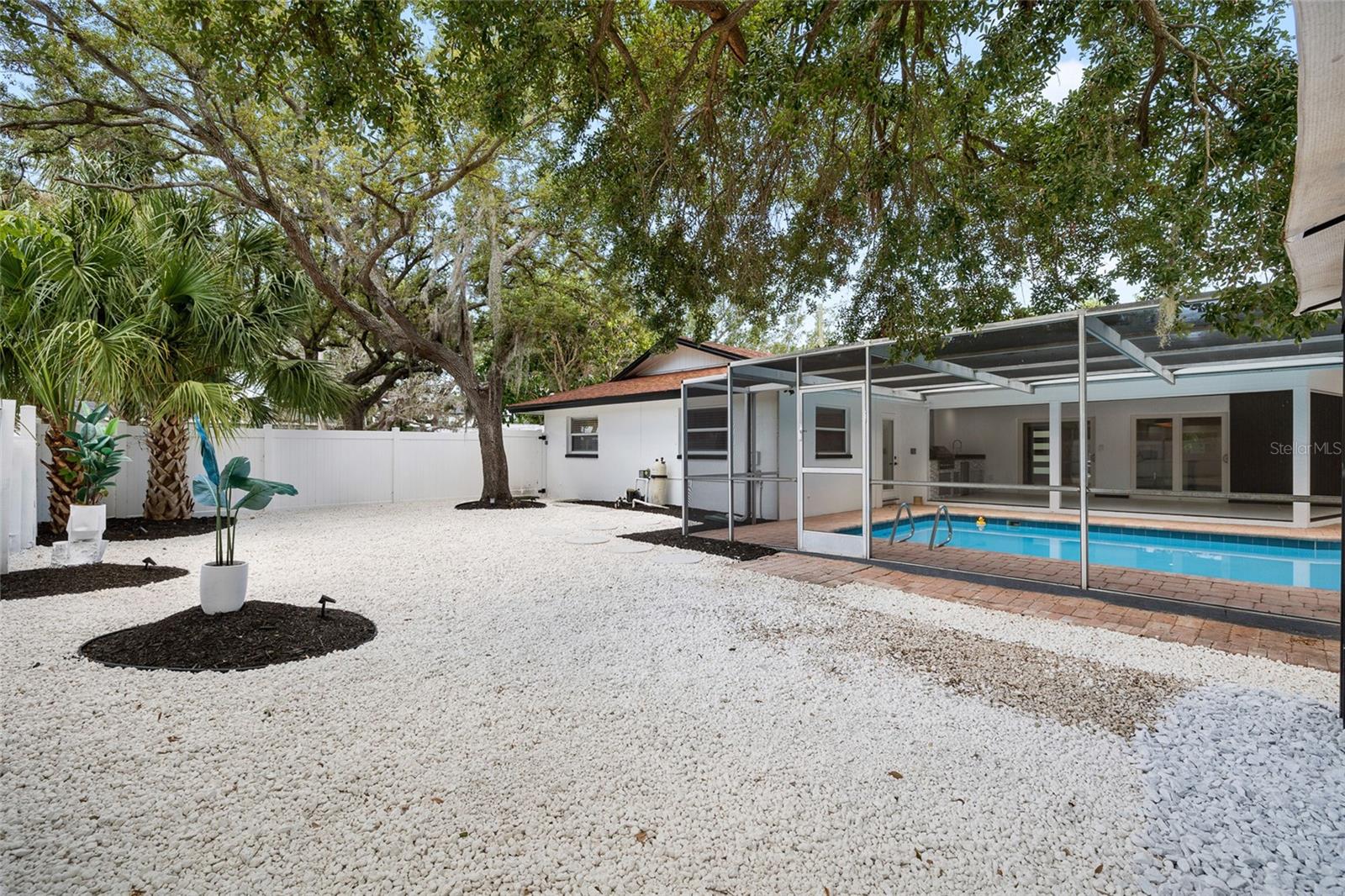 2306 S San Jose Cir Property Photo 42