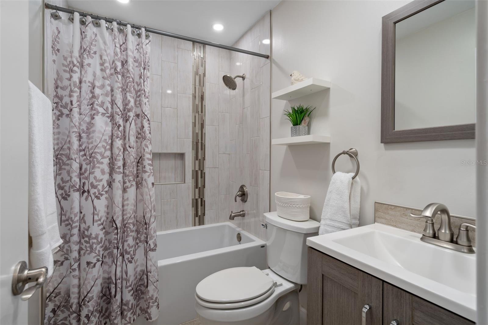 1459 Coburn Dr Property Photo 20
