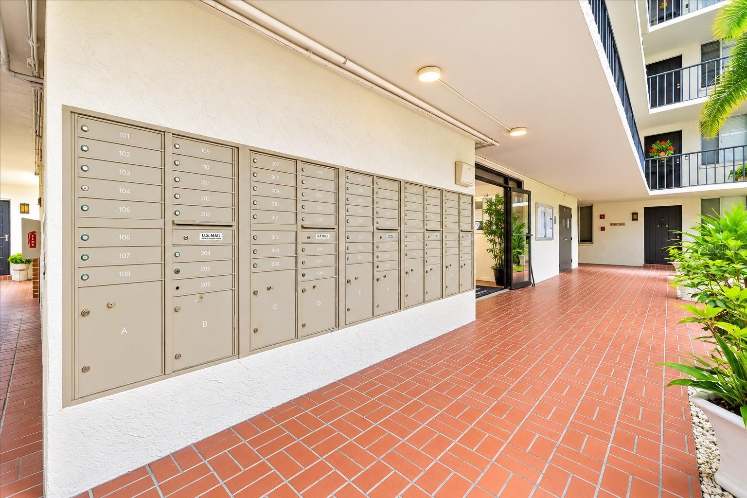 2699 Seville Blvd #105 Property Photo 12