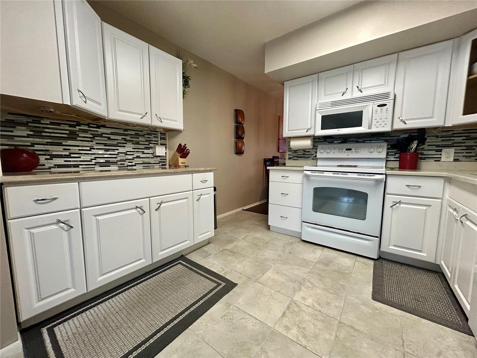 2260 Costa Rican Dr #50 Property Photo 11