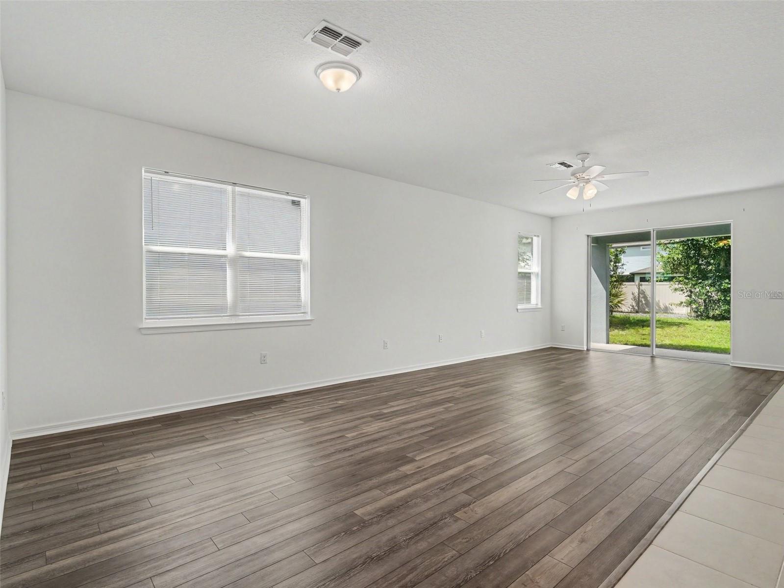 14180 Samoa Hill Ct Property Photo 4