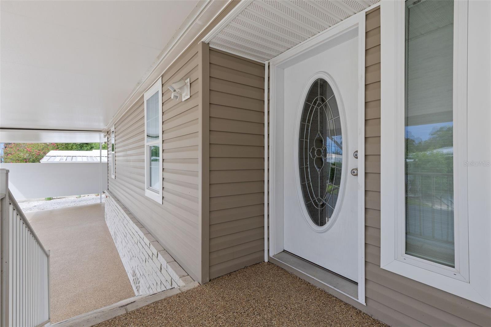 7300 Americana Dr Ne #143 Property Photo 3