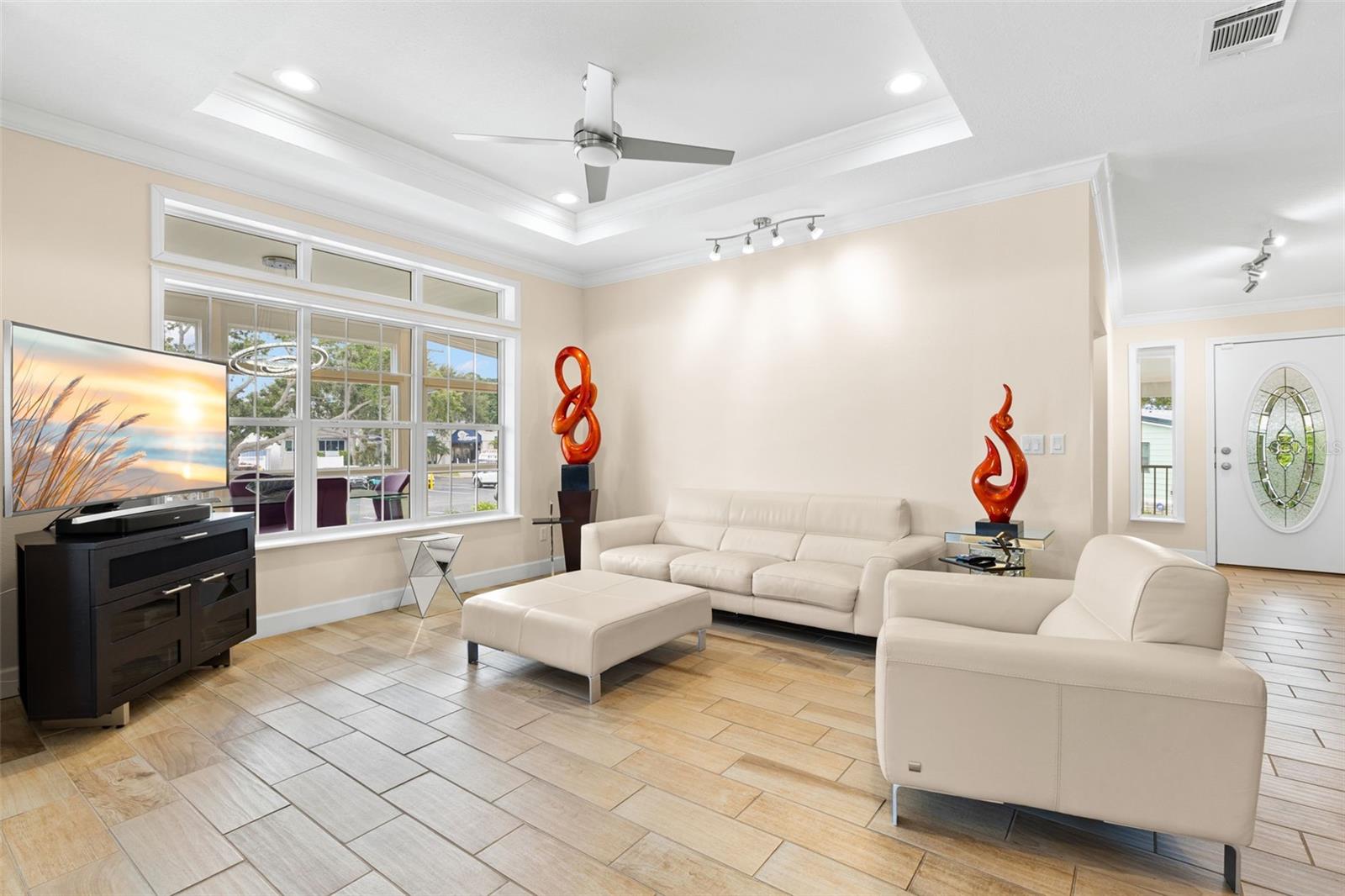 7300 Americana Dr Ne #143 Property Photo 8