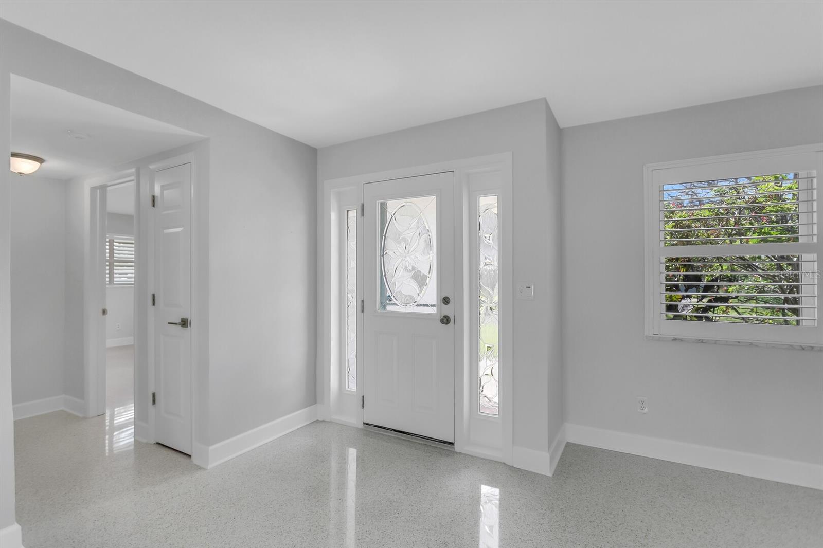 88 New Jersey Dr Property Photo 4
