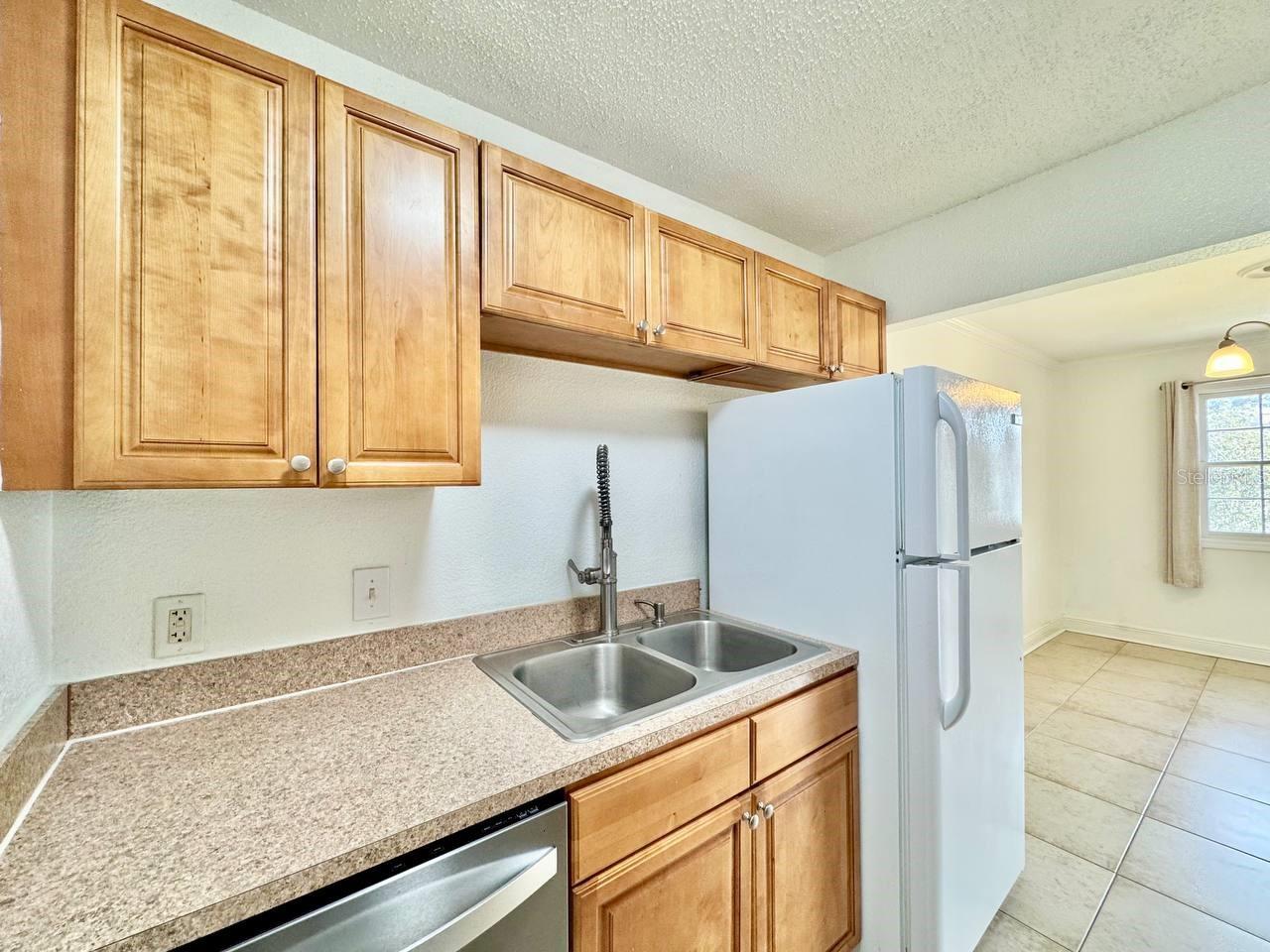 13832 Orange Sunset Dr #202 Property Photo 9