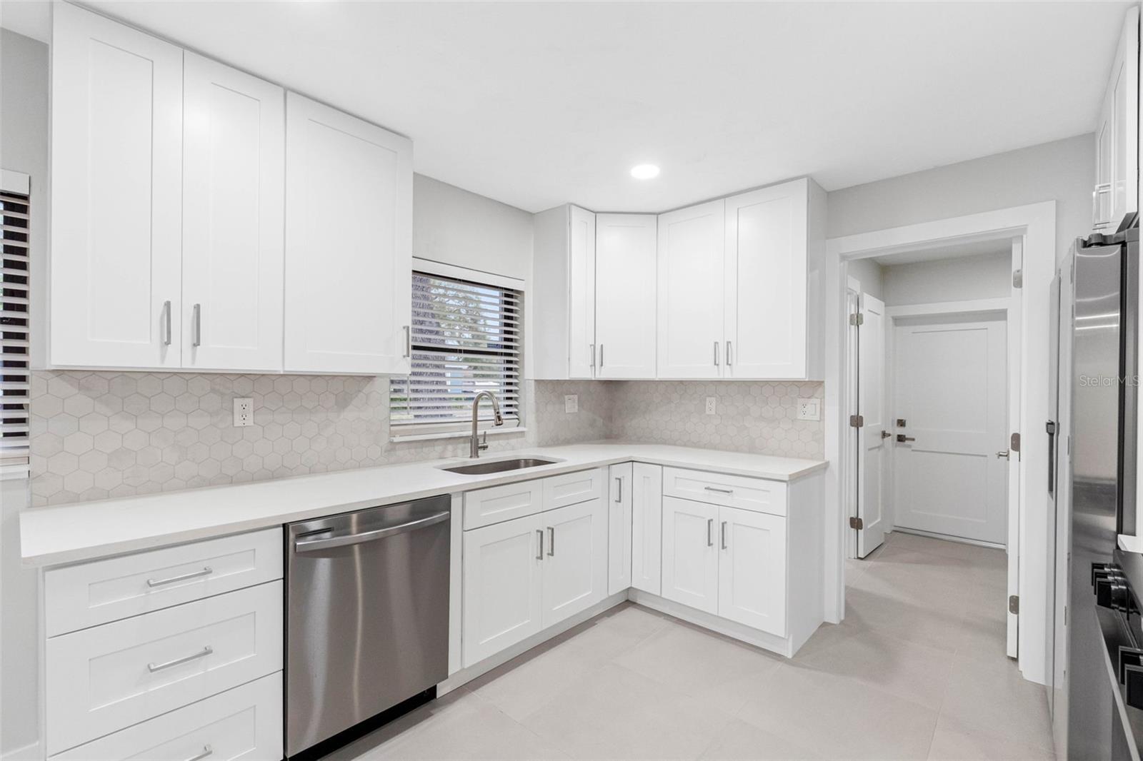1005 Apache Trl Property Photo 12