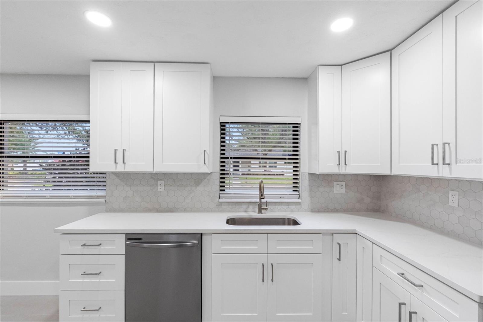 1005 Apache Trl Property Photo 13