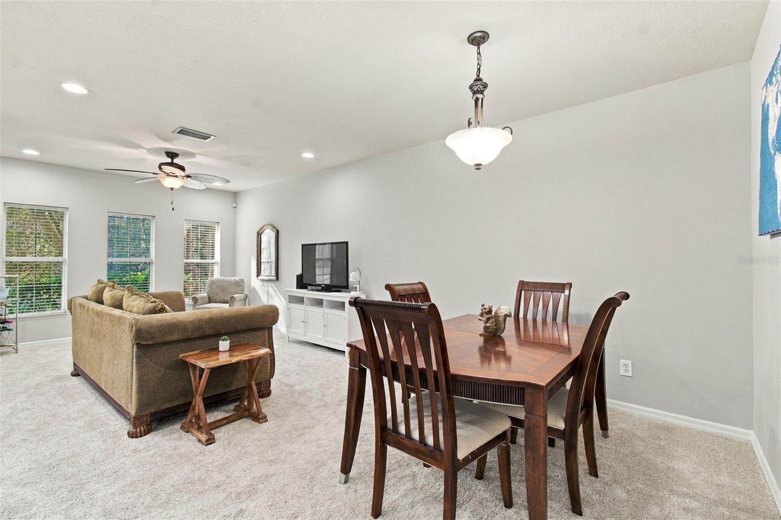 2951 Birchcreek Dr Property Photo 12