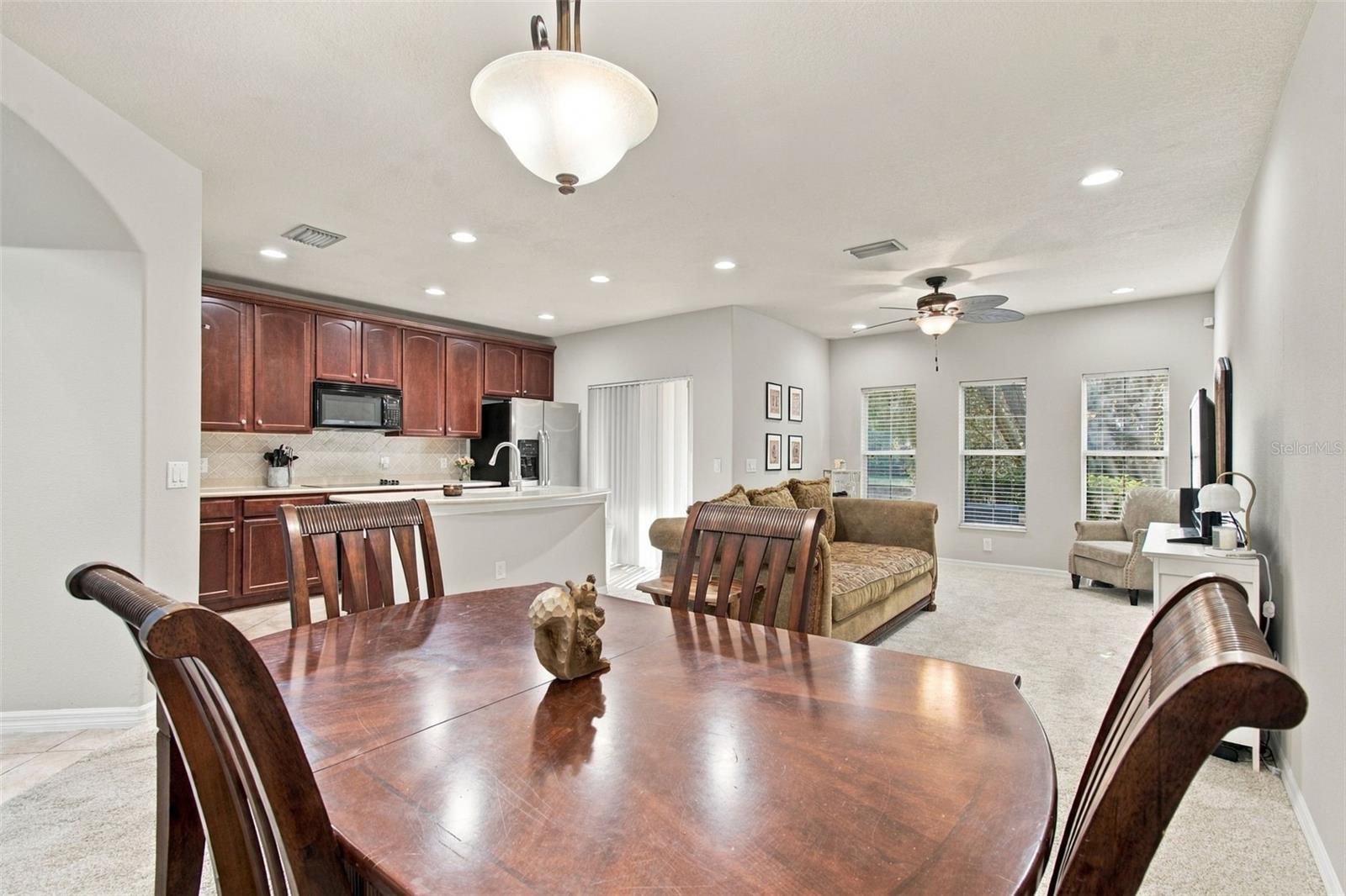 2951 Birchcreek Dr Property Photo 13