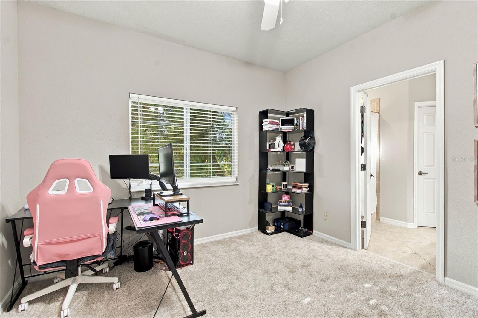 2951 Birchcreek Dr Property Photo 21