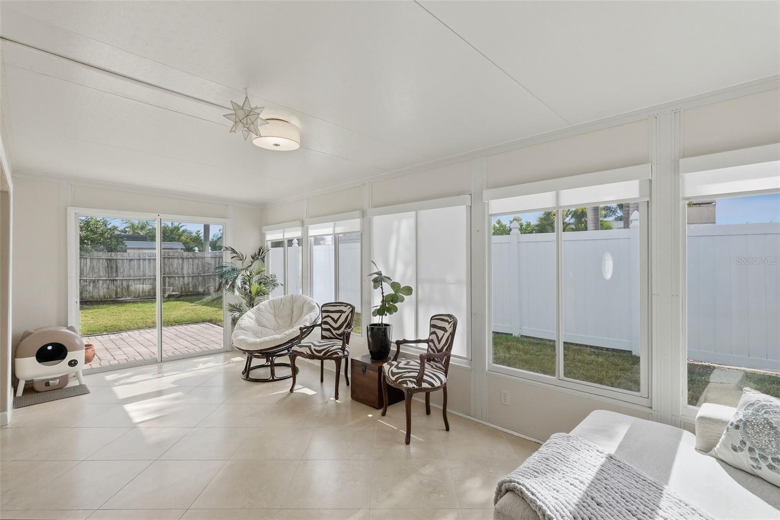5860 Bayshore Dr Property Photo 11