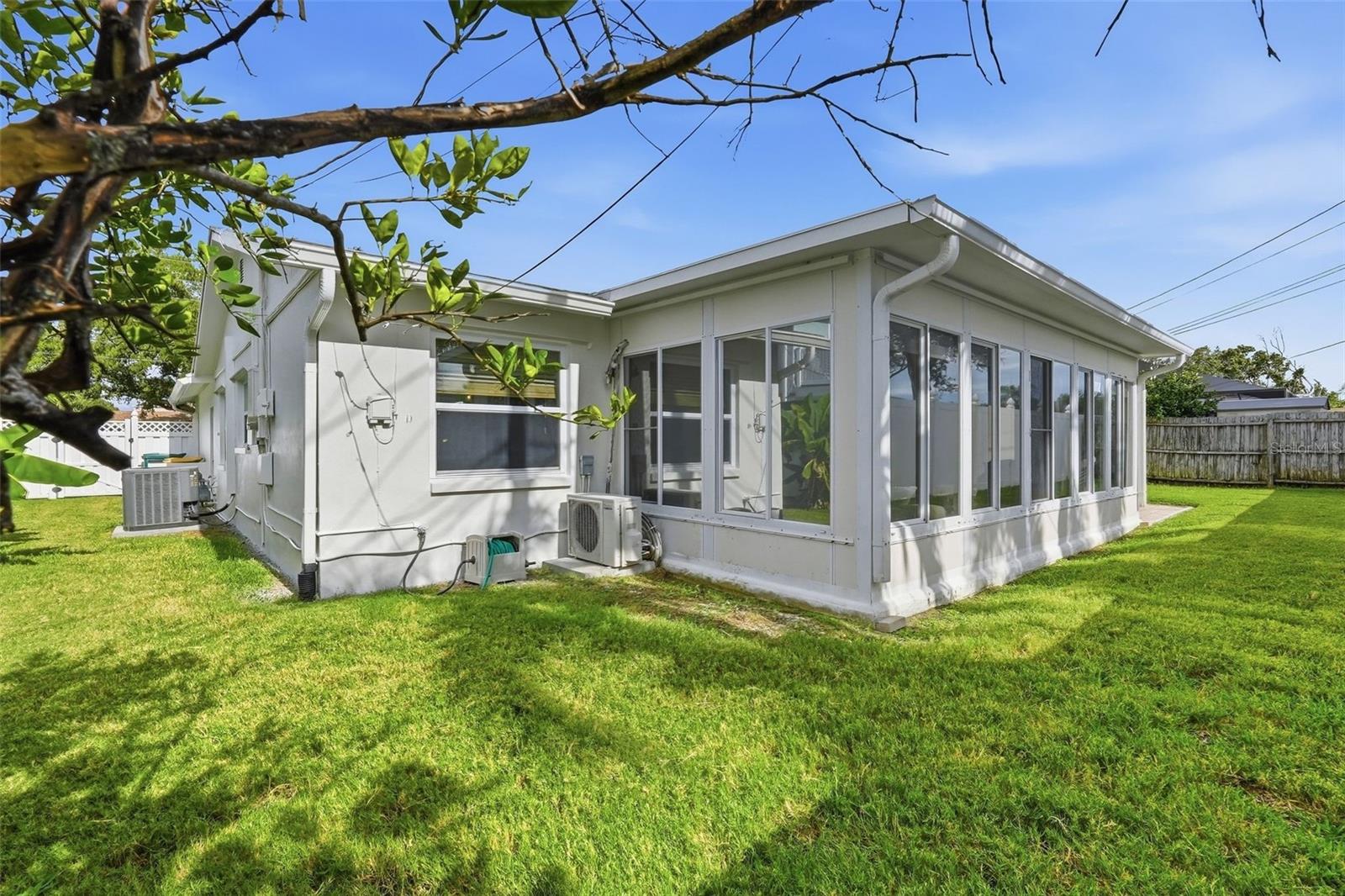 5860 Bayshore Dr Property Photo 24