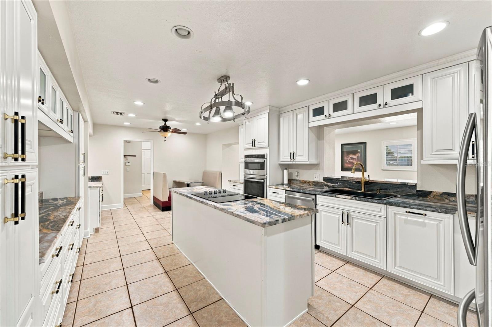 115 Hickory Creek Dr Property Photo 17
